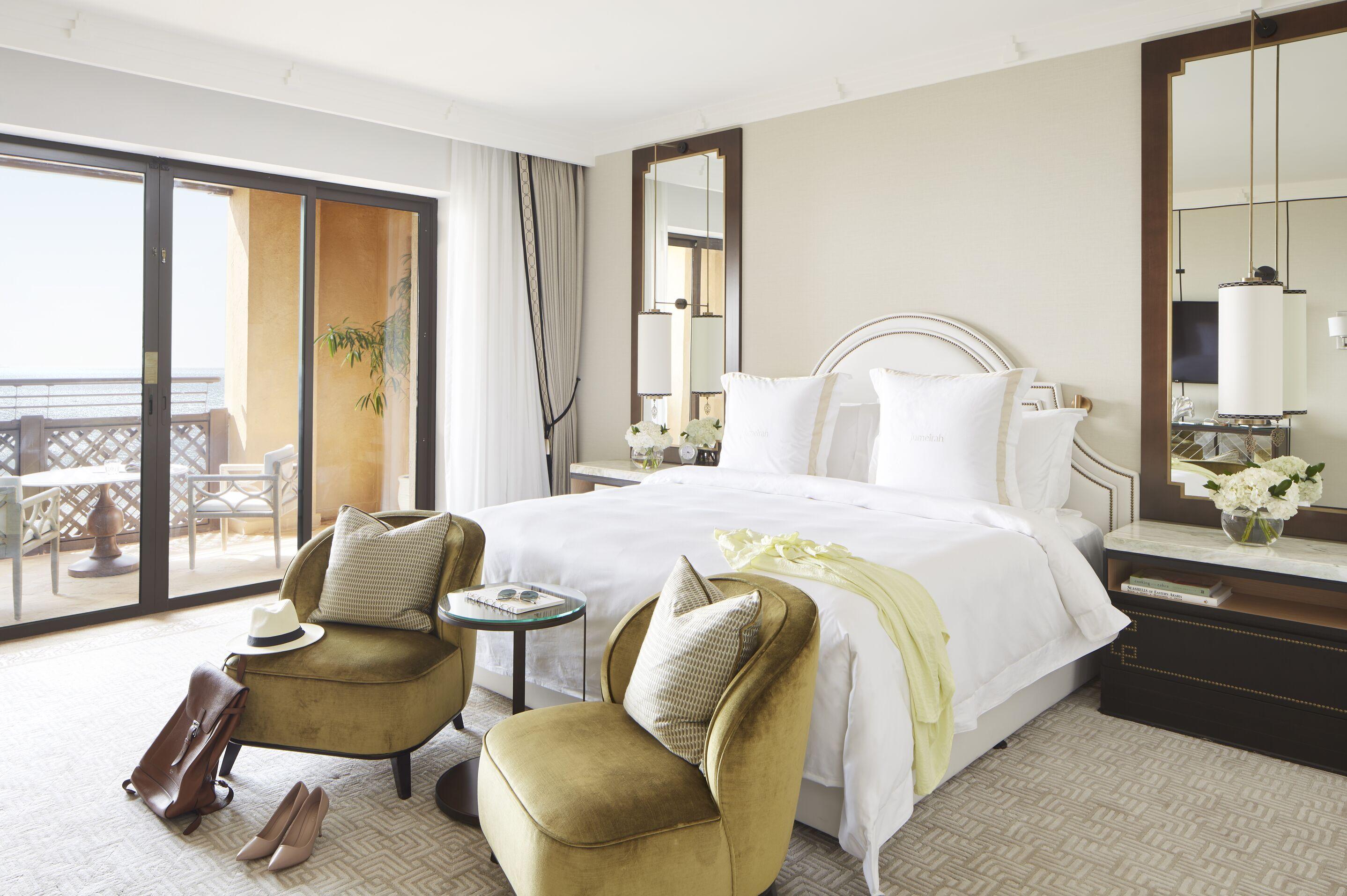 فندق جميرا ميناء السلام دبي المظهر الخارجي الصورة A bedroom at The St. Regis