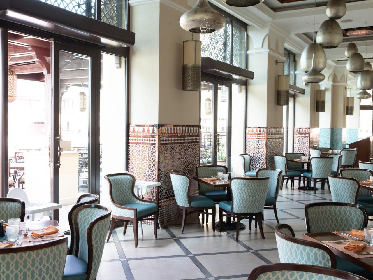 فندق جميرا ميناء السلام دبي المظهر الخارجي الصورة The interior of the restaurant